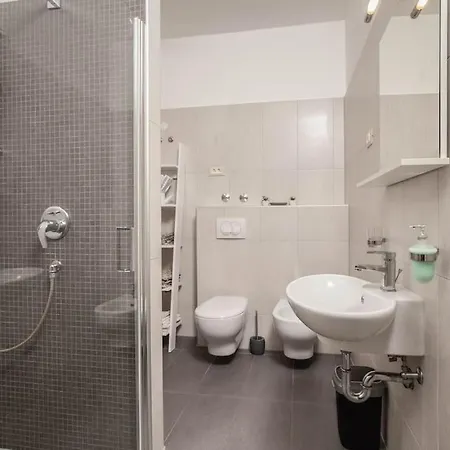 Апартаменты Lori