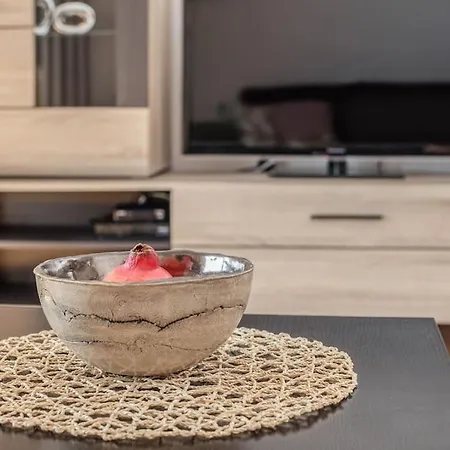 Апартаменты Lori