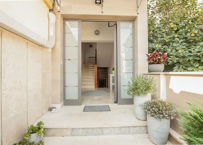 Lori Apartment Pula
